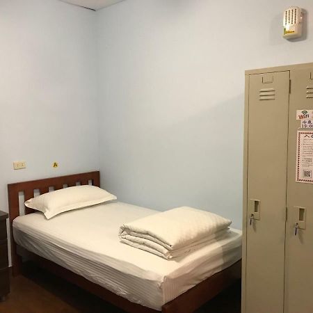 Handy Hostel Hualien Eksteriør billede