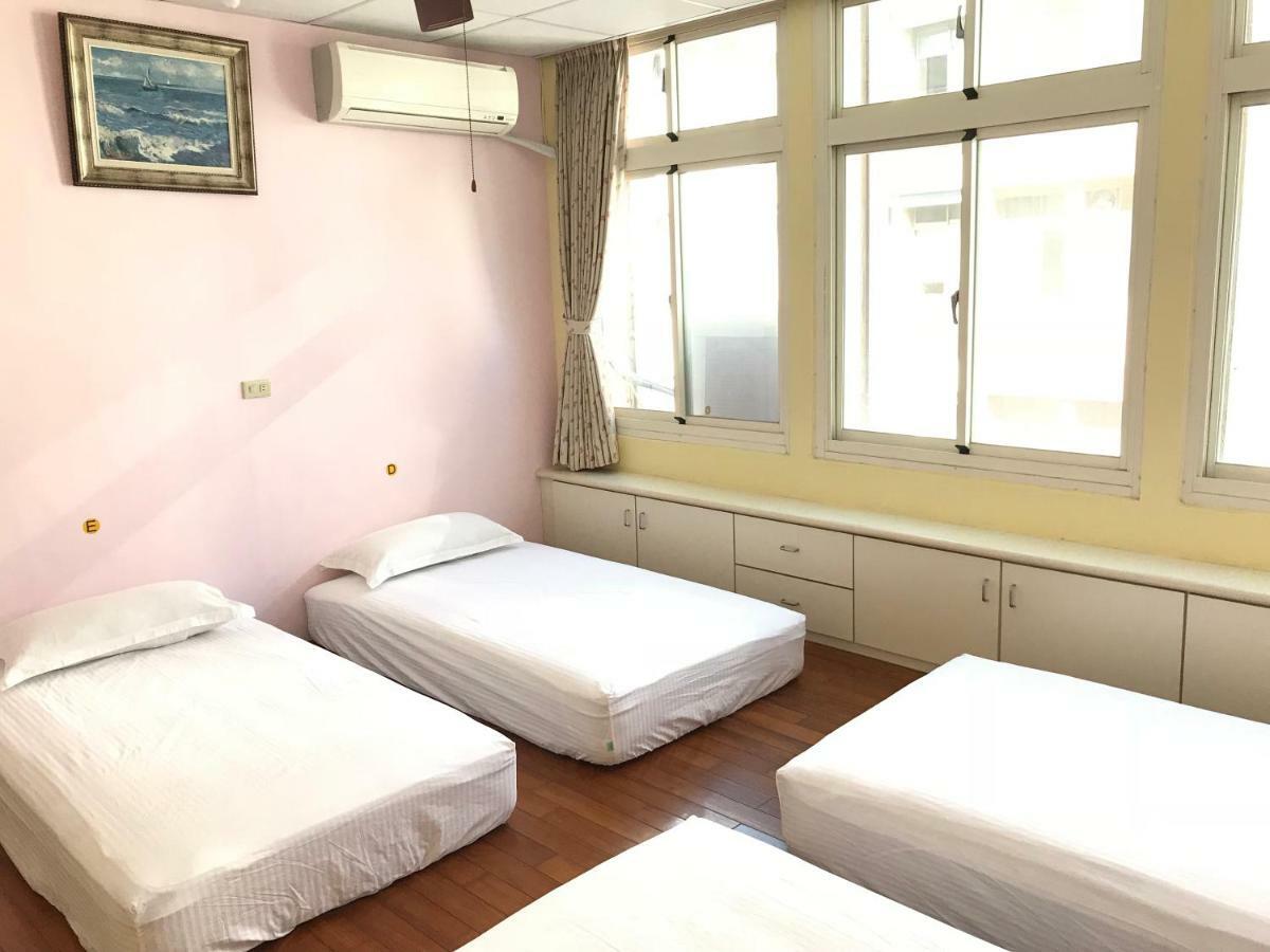 Handy Hostel Hualien Eksteriør billede