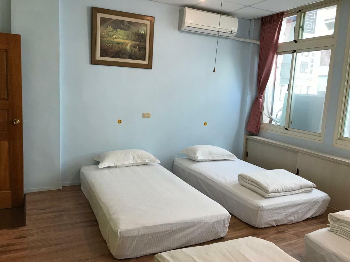 Handy Hostel Hualien Eksteriør billede