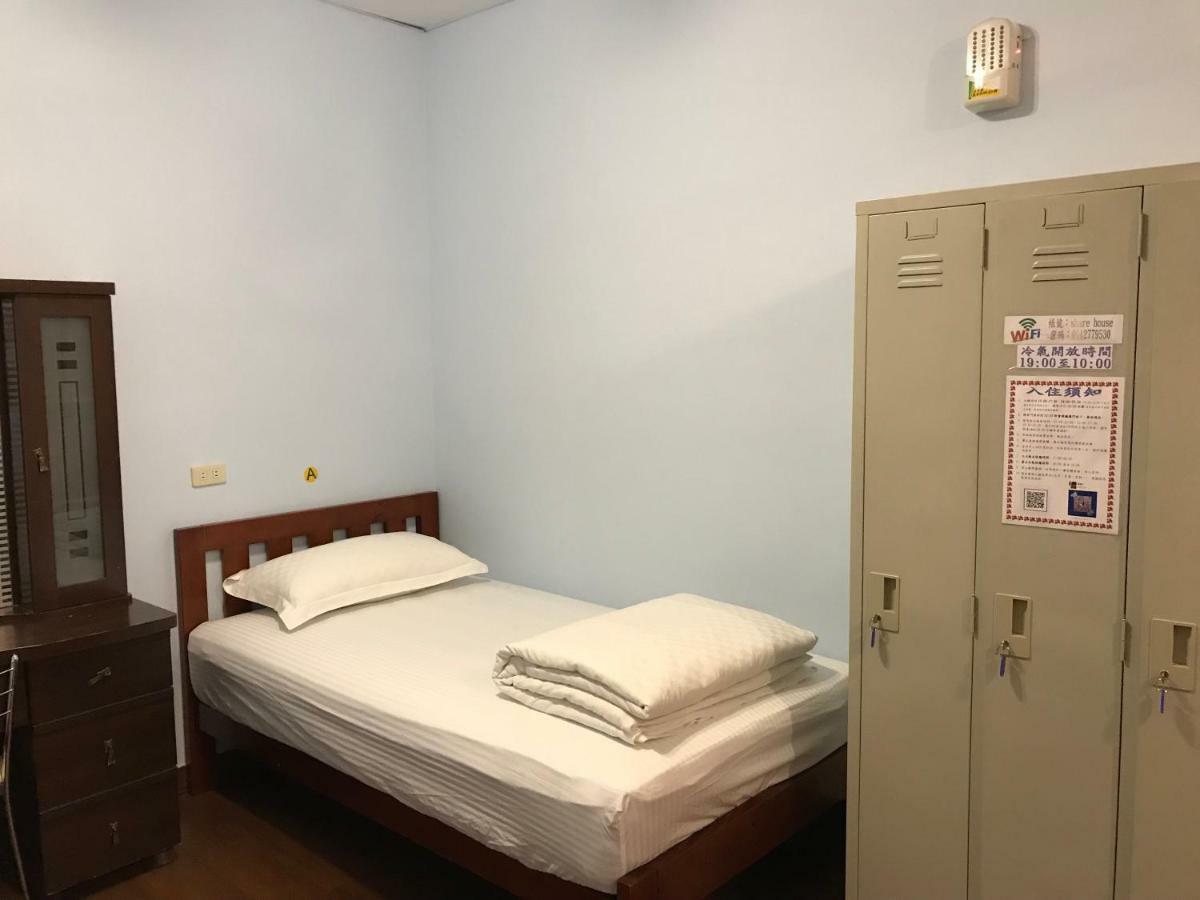 Handy Hostel Hualien Eksteriør billede